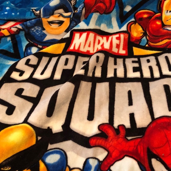 Other - Colorful Superhero squad throw